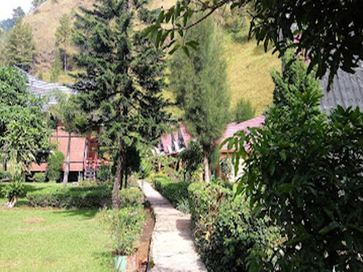 Roman Sinasi Hotel Tongging Exteriör bild